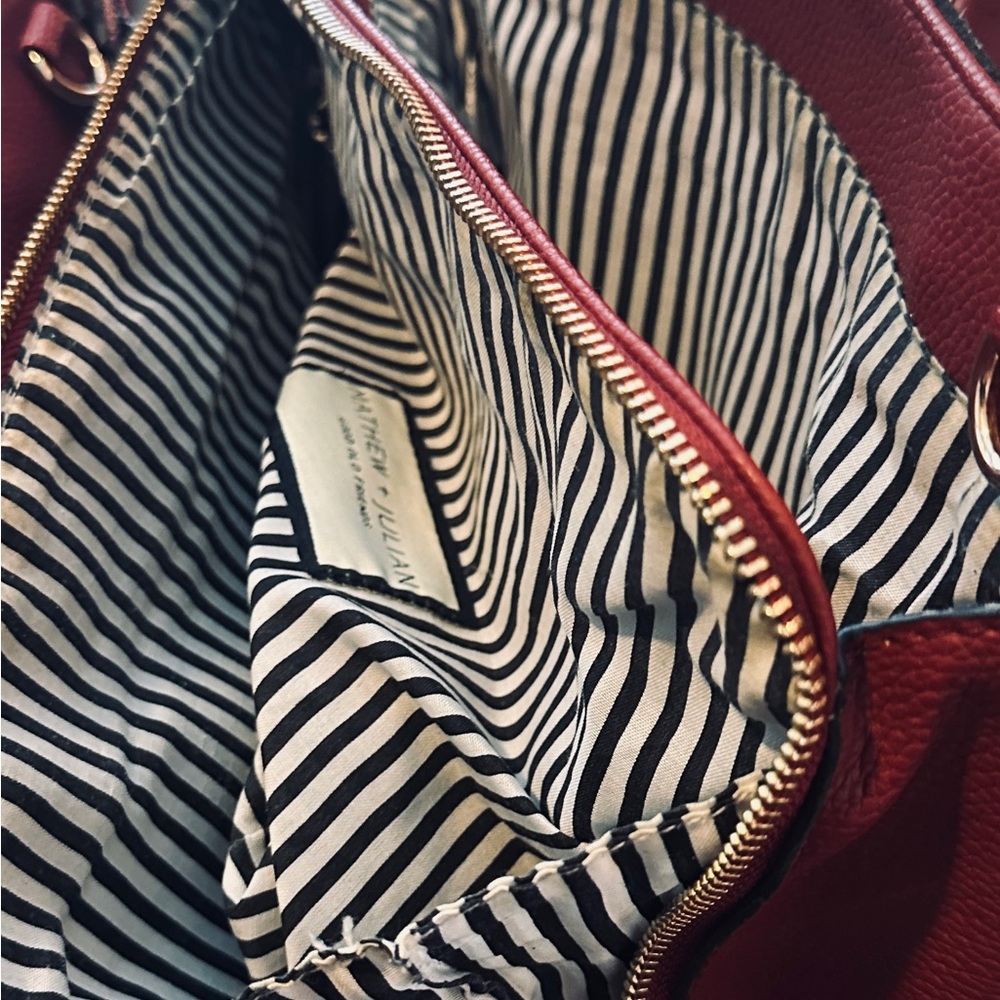 Red Handbag - Picture 9 of 10
